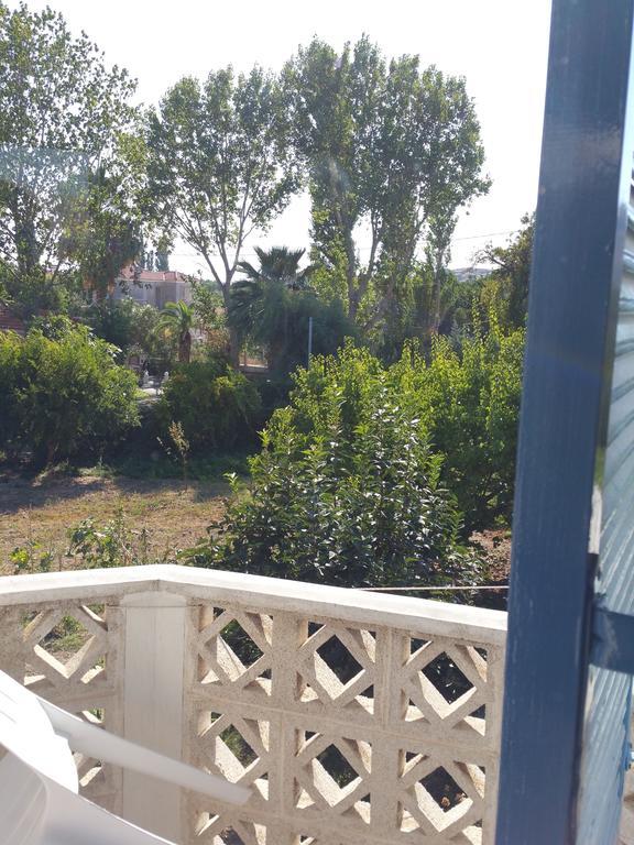 Guesthouse Karidia สกาลา เอเรโซ ภายนอก รูปภาพ