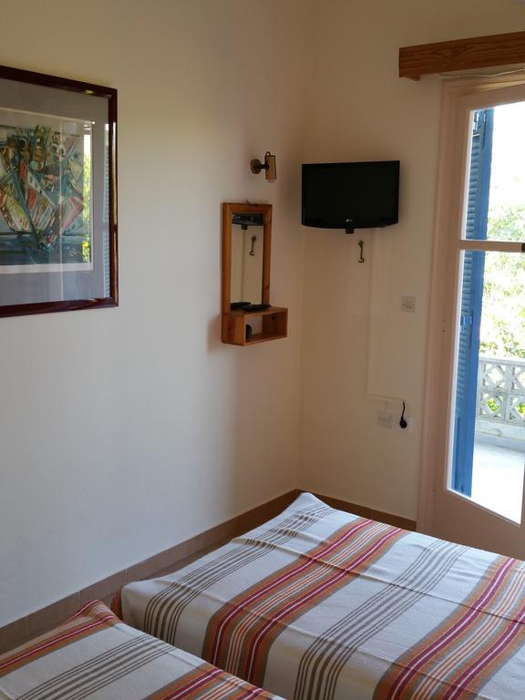 Guesthouse Karidia สกาลา เอเรโซ ภายนอก รูปภาพ
